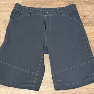 Kuhl Shorts Men's Size 38 Charcoal Gray Born in the Mountains Outdoor Hiking